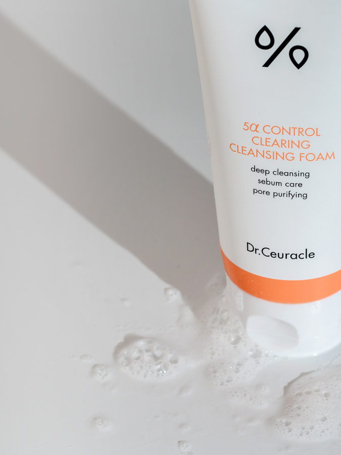 Dr.Ceuracle 5α Control Clearing 
Cleansing Foam